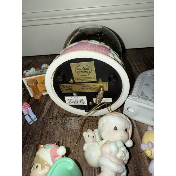 VTG. Precious Moments Christmas Ornament Decor Snow globe 80’-06 Rare Collection - Picture 14 of 16